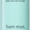 Aveda Foam Reset™ Rinseless Hydrating Hair Cleanser -Soins Capillaires aveda foam reset rinseless hydrating hair cleanser eau purifiante sans rincage pour cheveux