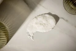 Christophe Robin Cleansing Purifying Scrub With Sea Salt -Soins Capillaires christophe robin cleansing purifying scrub with sea salt shampoing purifiant effet exfoliant 2