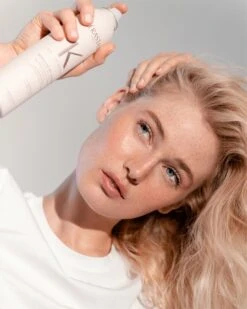 Kérastase Fresh Affair -Soins Capillaires kerastase fresh affair shampoing sec pour tous types de cheveux 4