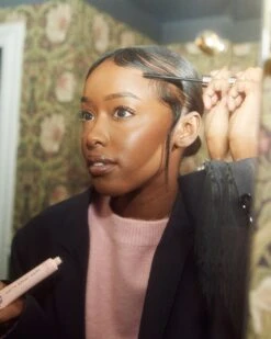 REF Frizz Tamer N°130 -Soins Capillaires ref frizz tamer n130 traitement lissant pour cheveux 2