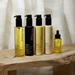 Shu Uemura Essence Absolue -Soins Capillaires shu uemura essence absolue creme apaisante nourrissante pour cheveux 6